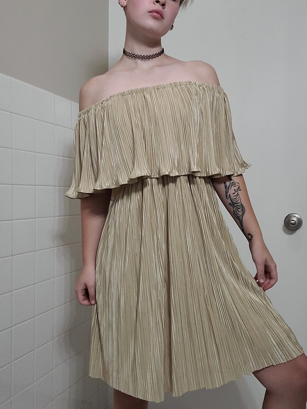 gold dress - Picture 2 of 8